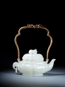 A piece of Hetian jade tiliang pot