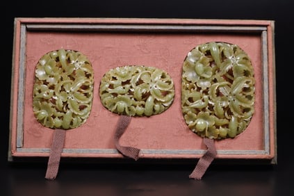 A set of Hetian topaz gold inlays