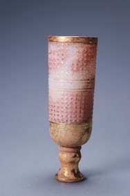 A bronze gilt jade dragon pattern cup