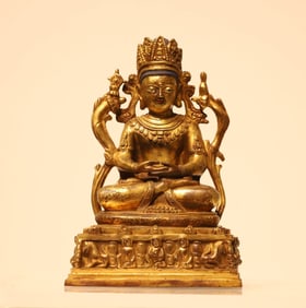 A Tibetan bronze gilt Buddha statue of longevity