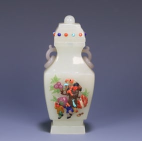 A Qing Dynasty Hetian jade treasure inlaid character story bottle