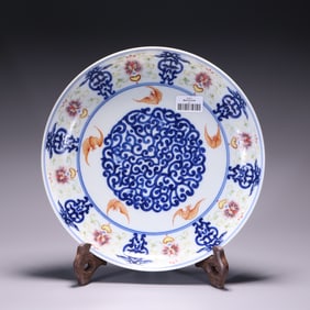 A piece of Qing Guangxu blue and white pastel longevity pattern appreciation plate