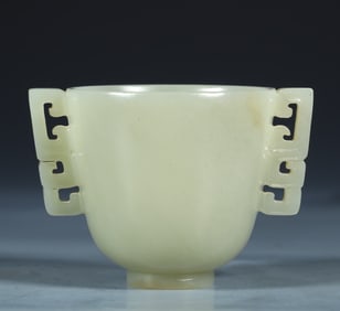 One piece of Hetian jade amphora