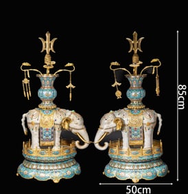 A pair of court cloisonné enamel inlaid gemstones