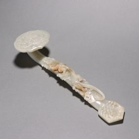 A piece of Qing Hetian jade seed material dragon pattern Ruyi ornament