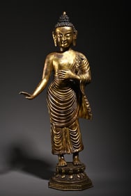 A bronze gilt Shakyamuni Tibetan Buddha statue study ornament