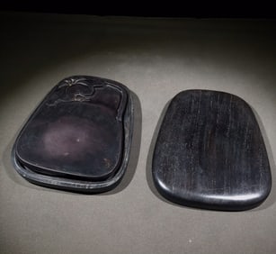 One piece of inkstone with wooden box