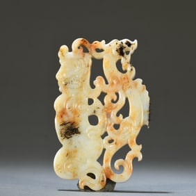 A Hetian jade carving figure dragon pattern pendant
