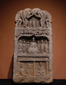 A bluestone carved dragon monument