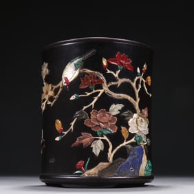 A piece of Qing rosewood inlaid with treasures decorated with flowers and birds poetry pen holder