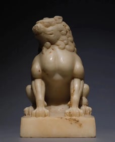 A beautiful white marble lion ornament