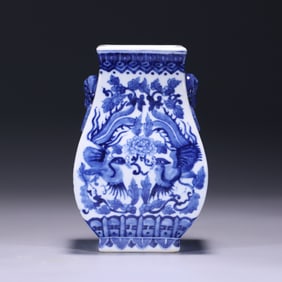 A piece of Qing Qianlong blue and white double phoenix pattern double ears square respect