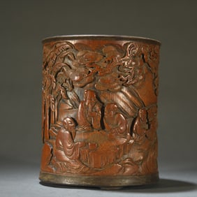 A piece of old Qing Dynasty bamboo carving game picture pen holder