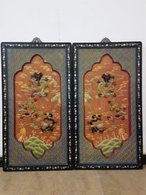 A pair of Qing palace inlaid with treasures embedded hanging screen
