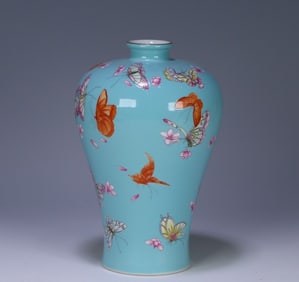 A piece of Qing Yongzheng official kiln pastel butterfly love flower plum vase