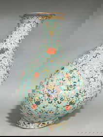 A piece of Qing Qianlong enamel color entwined branch lotus pattern pattern jade pot spring bottle