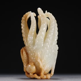 A Qing Dynasty Hetian jade Buddha hand ornament