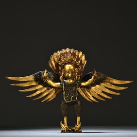 A gilded Dapeng bird ornament