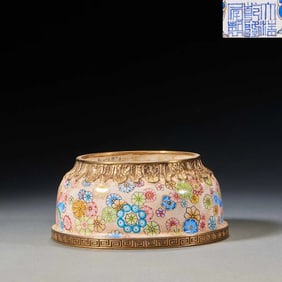 Qianlong of the Qing Dynasty painted enamel ball pattern water Meng