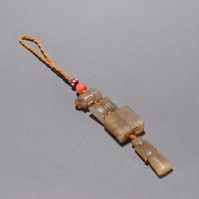 Han Dynasty Hetian jade double pendant