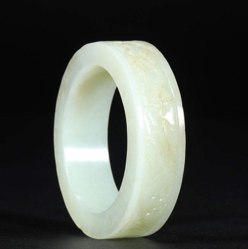 An old collection of Hetian jade poetry bracelets (1 of 9)