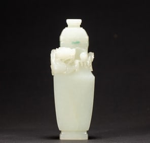 One piece of Hetian jade bottle