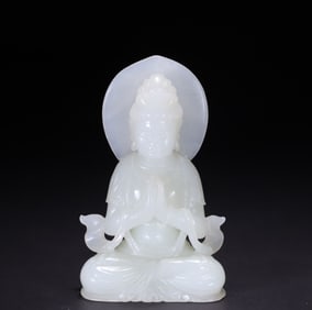 An old Tibetan old Hetian jade Guanyin ornament