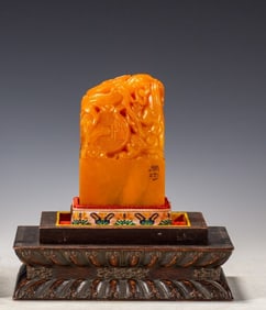 A piece of Tian Huang seal