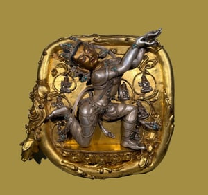 A gilded Buddha plate from the Qing Dynasty