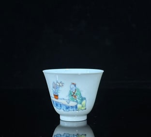 An Exquisite fresh Kangxi: blue and white bucket color character story thin tire cup
