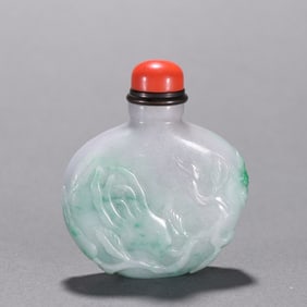An Exquisite Qing jade carved Fushou Sanduo snuff bottle