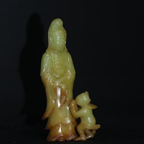 One piece of Hetian Topaz sent the son Guanyin