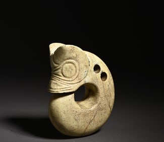 An Exquisite Hetian jade scholar's ornament