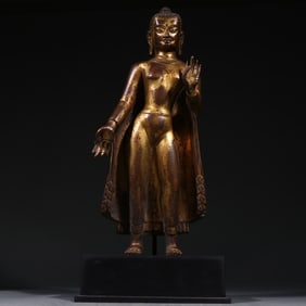 A bronze gilt statue of Shakyamuni Buddha in the early Ming Dynasty