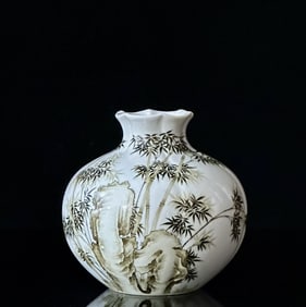 An Exquisite Qing Yongzheng: ink color bamboo melon fusiform pomegranate zun