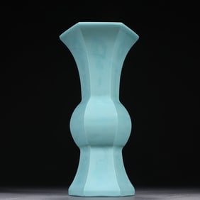 An Exquisite turquoise glaze