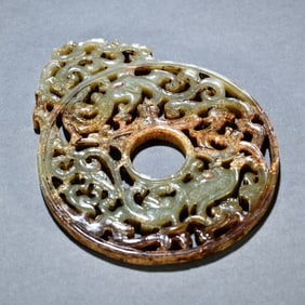 An Exquisite ancient jade wall