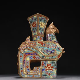 An Exquisite Qianlong porcelain in the Qing Dynasty gilt enamel antique bird