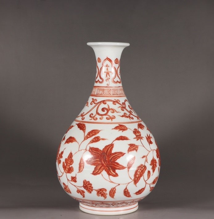 An Exquisite Ming-Yongle sweet white glazed alum red entwined branch lotus pattern jade pot spring (1 of 9)