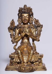 A bronze gilt future Buddha seated statue of the Qing Dynasty