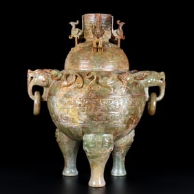 An Exquisite Hetian jade Han Dynasty dragon and phoenix gluttonous jar
