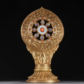 An Exquisite Qing dynasty porcelain gilt inlaid with gemstones