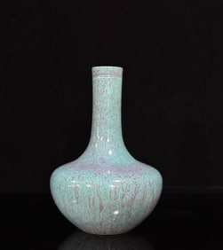 One piece Qing Yongzheng: Ru Pan glazed flat-bellied long-necked bottle