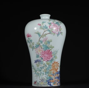 An Exquisite Qing Dynasty Yongzheng pastel peony floral pattern plum vase