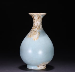 An Exquisite Ru kiln jade pot spring bottle