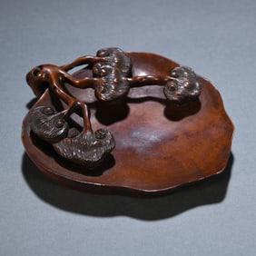 An Exquisite boxwood carved Ganoderma lucidum pattern pen licking