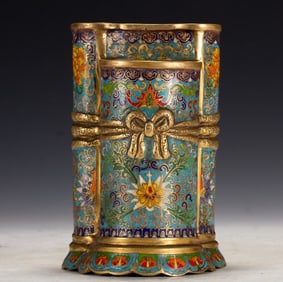 One piece of cloisonné twin bottles