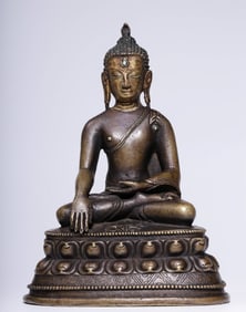 A bronze seated statue of Shakyamuni Buddha in the Qing Dynasty
