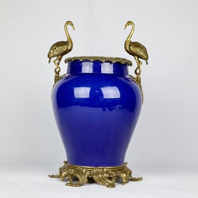 One piece of sapphire blue inlaid bronze crane amphora