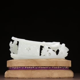 A piece of Hetian jade carving character story boat ornament
